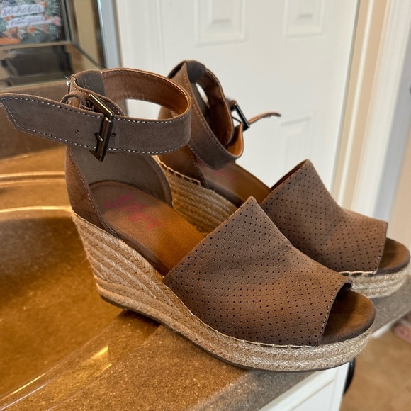 jellypop white wedges